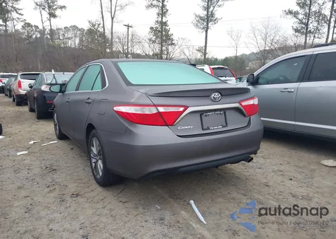 2017 Toyota Camry Se z USA, uszkodzony, nr VIN 4T1BF1FKXHU429832